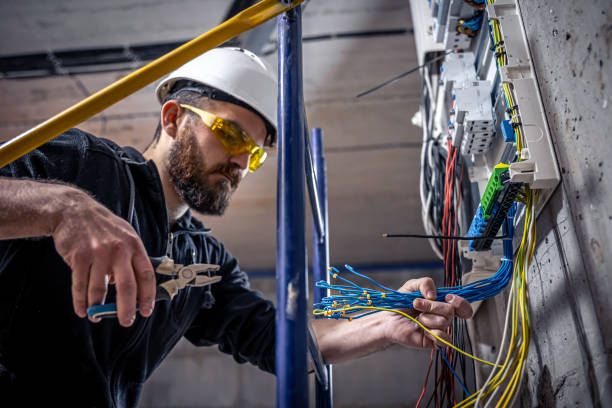 Best Local Electrician Companies  in Marceline, MO